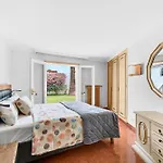 With Moorish Charm And Panoramic Ocean Views 洛斯雷尔雷赫斯