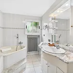 With Moorish Charm And Panoramic Ocean Views * 洛斯雷尔雷赫斯