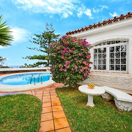 Willa With Moorish Charm And Panoramic Ocean Views Los Realejos