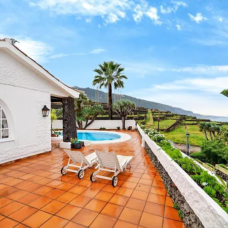 Willa With Moorish Charm And Panoramic Ocean Views *