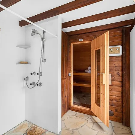 With Moorish Charm And Panoramic Ocean Views * 洛斯雷尔雷赫斯