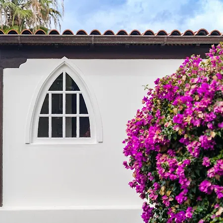 Willa With Moorish Charm And Panoramic Ocean Views *